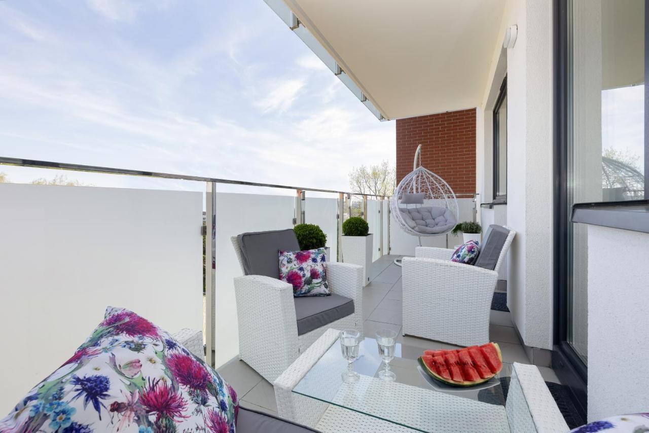 Baltini Premium Apartament Blizej Morza Kolobrzeg Exterior photo